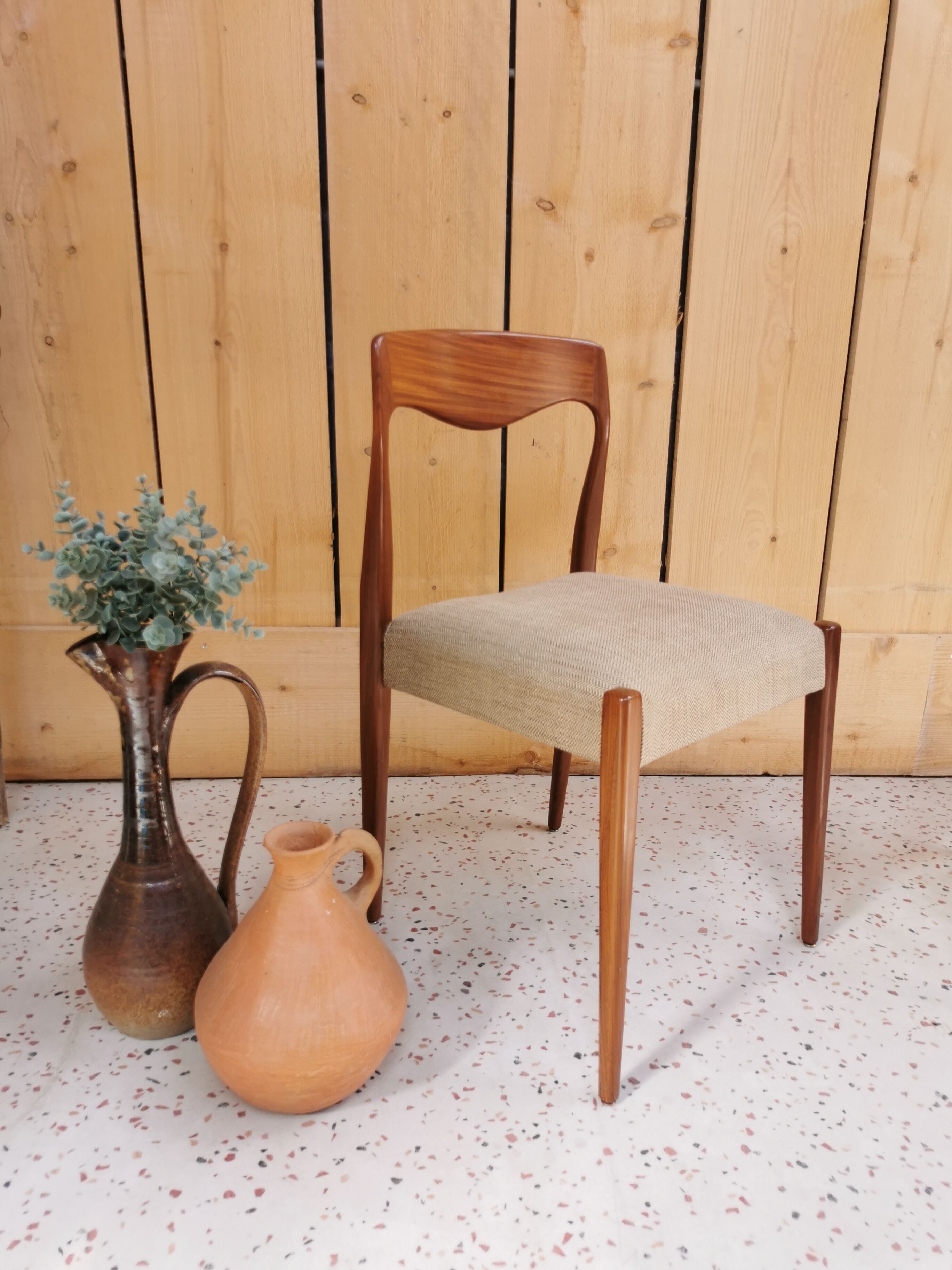 Set of rosewood chairs