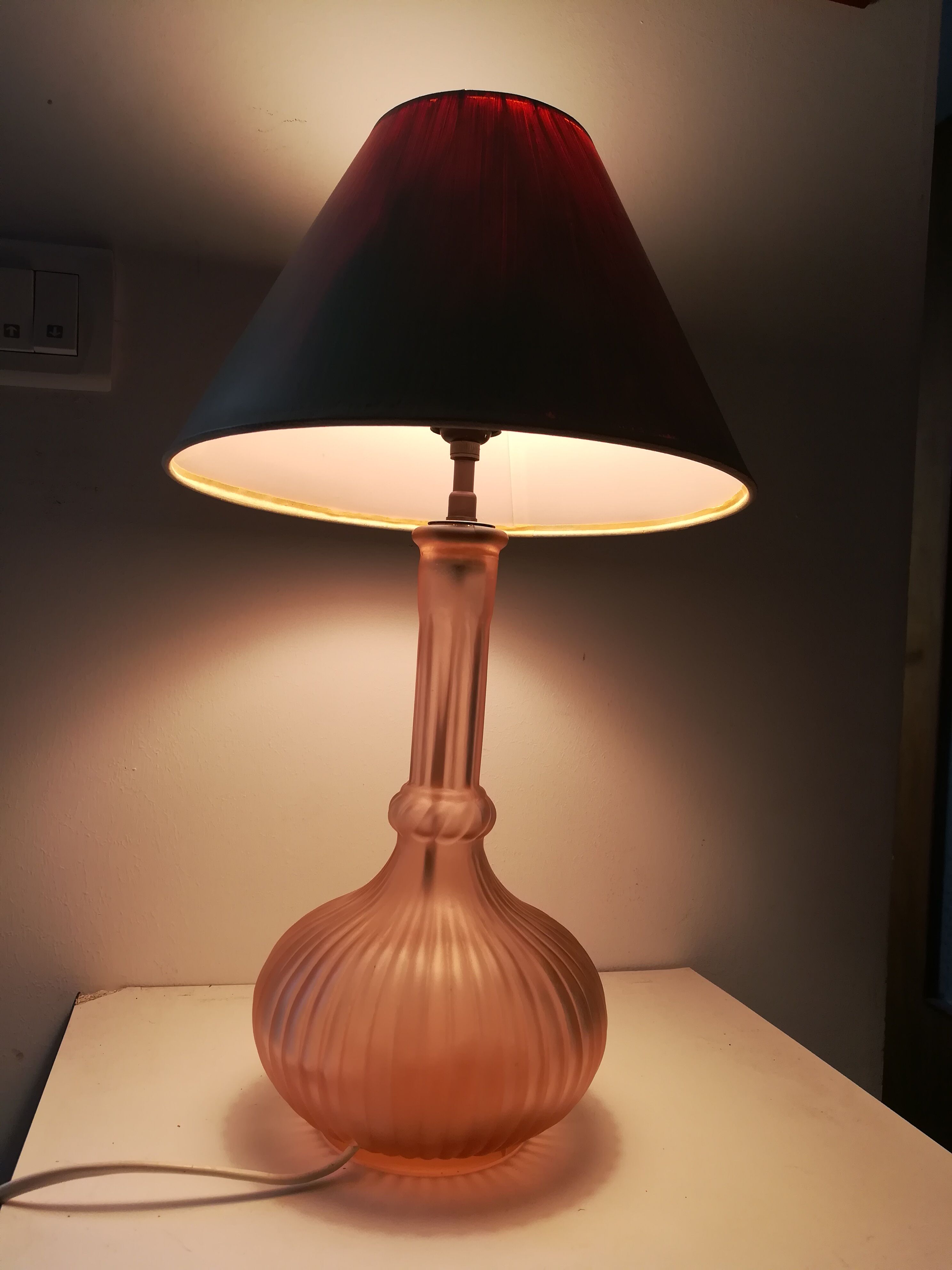 Frosted glass art deco lamp