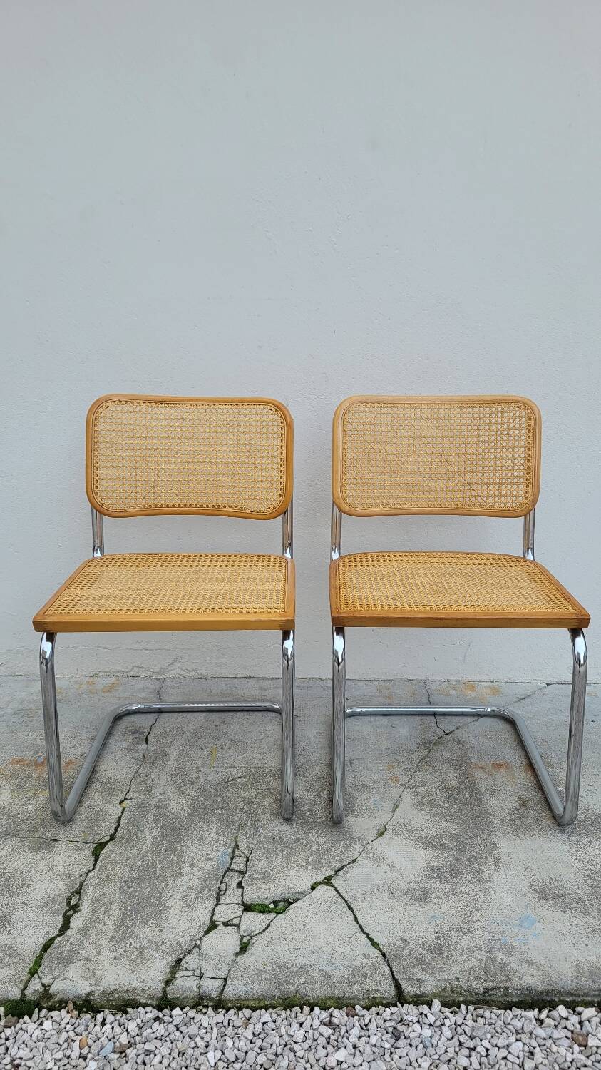 Paire de chaises Marcel Breuer modèle B32 signé Italy.