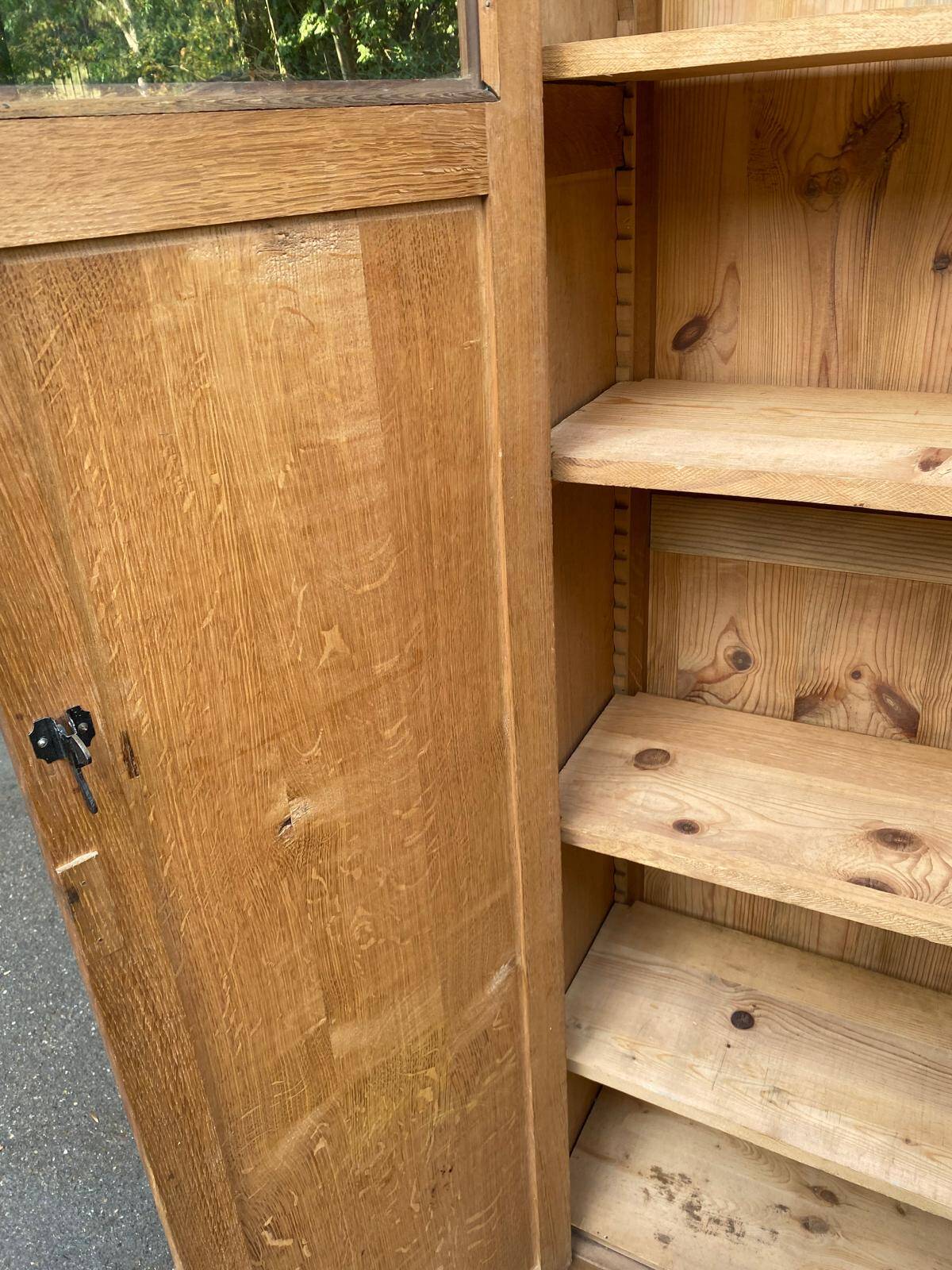 Parisian bonnetière cabinet, stripped display in solid oak from the 1930s.
