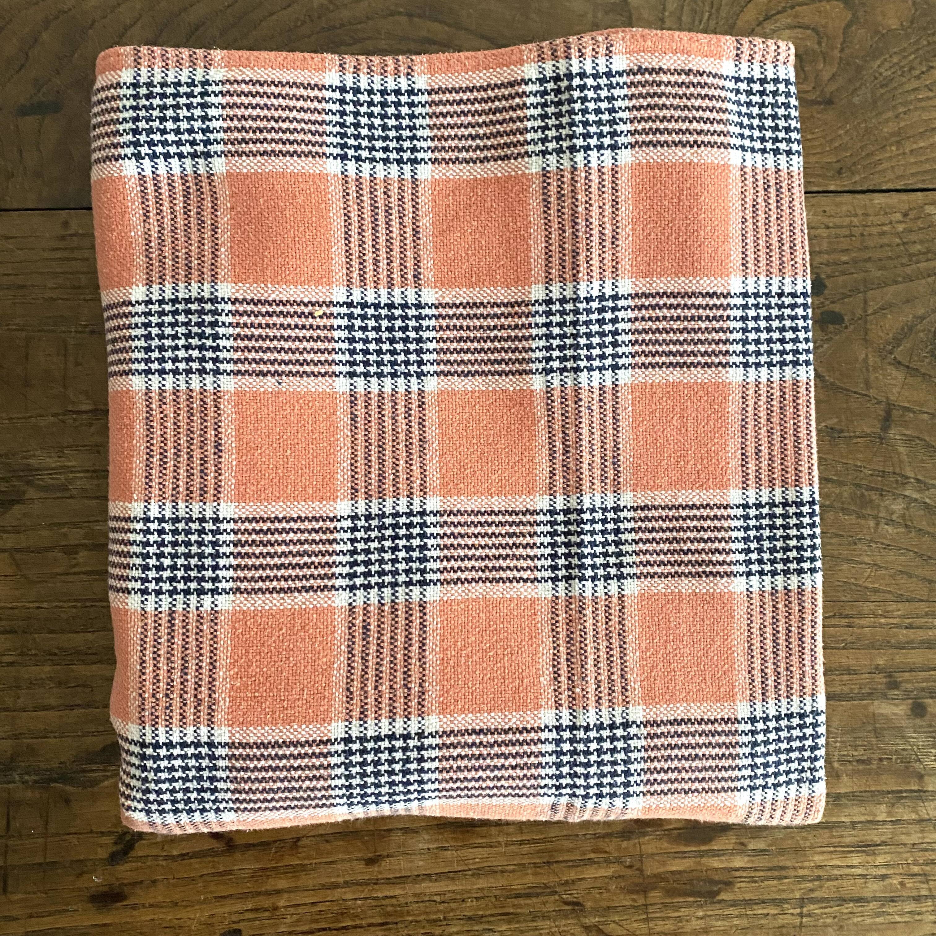Vintage checkered tablecloth 130X200 cm
