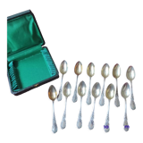 12 teaspoons in silver metal