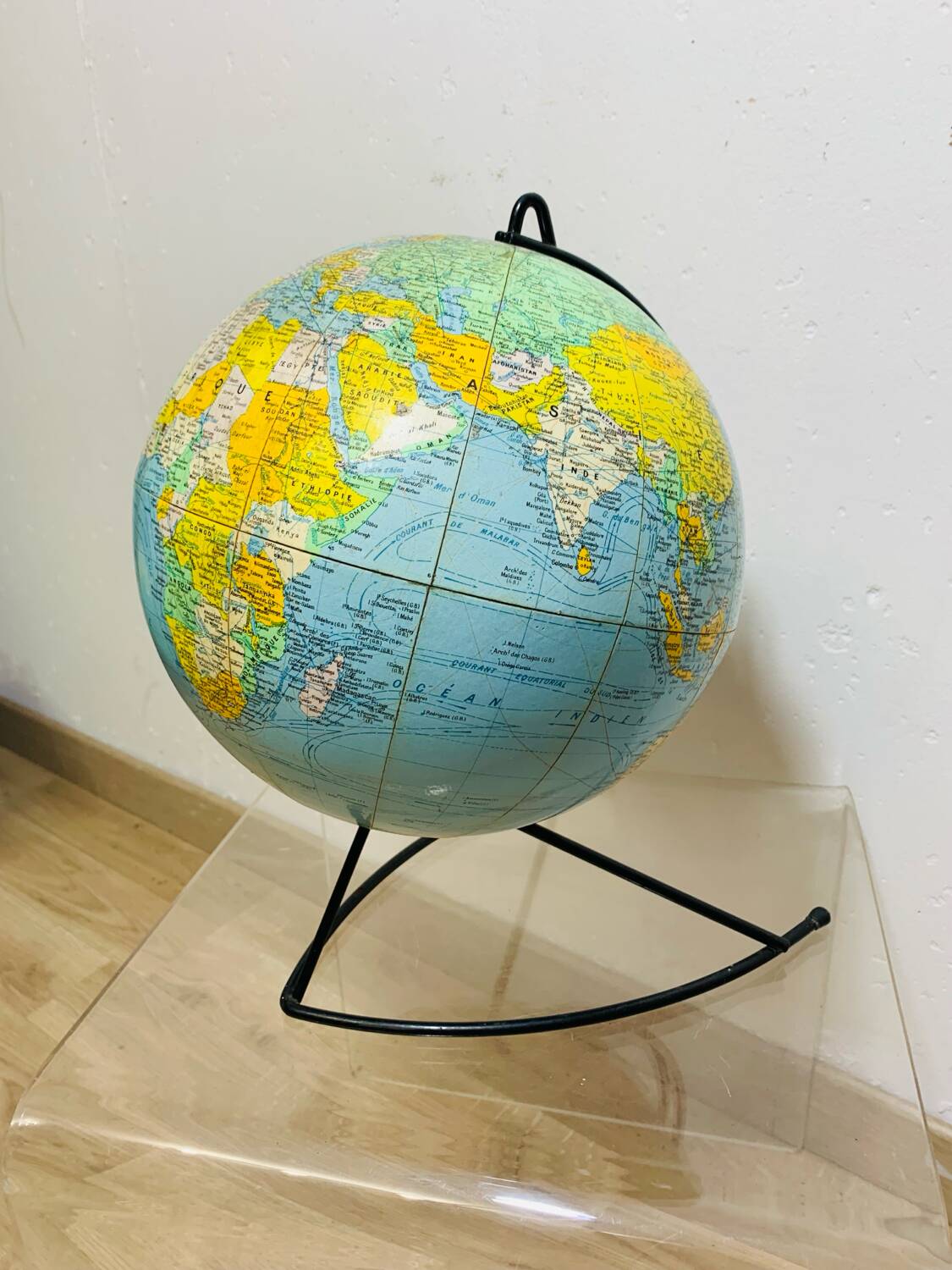 Globe terrestre Girard et Barrere