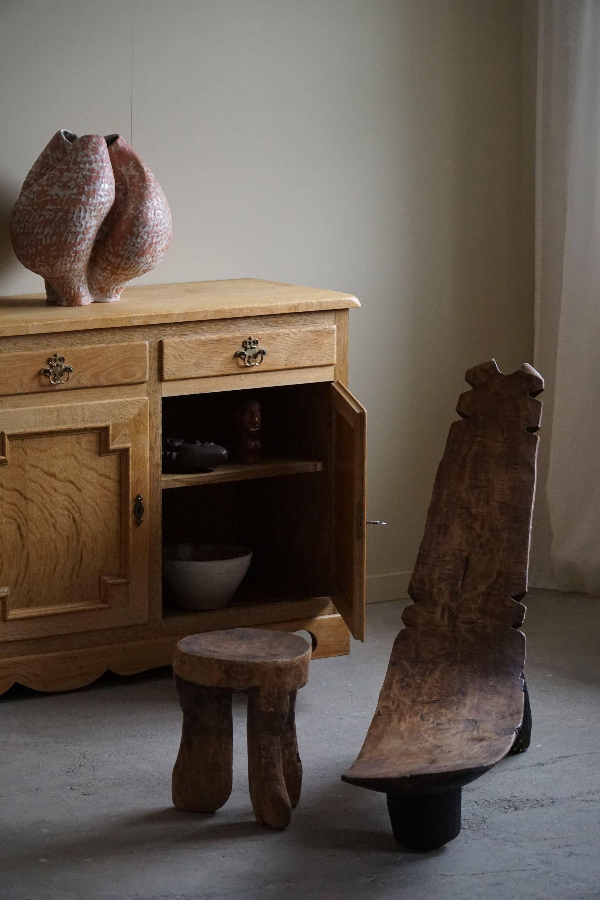 Rustic tribal Lobi chair from West Africa, Burkina Faso, Wabi Sabi, 1940s.