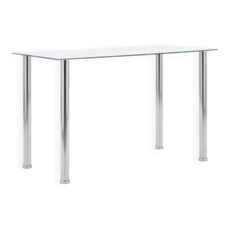 Tempered glass table
