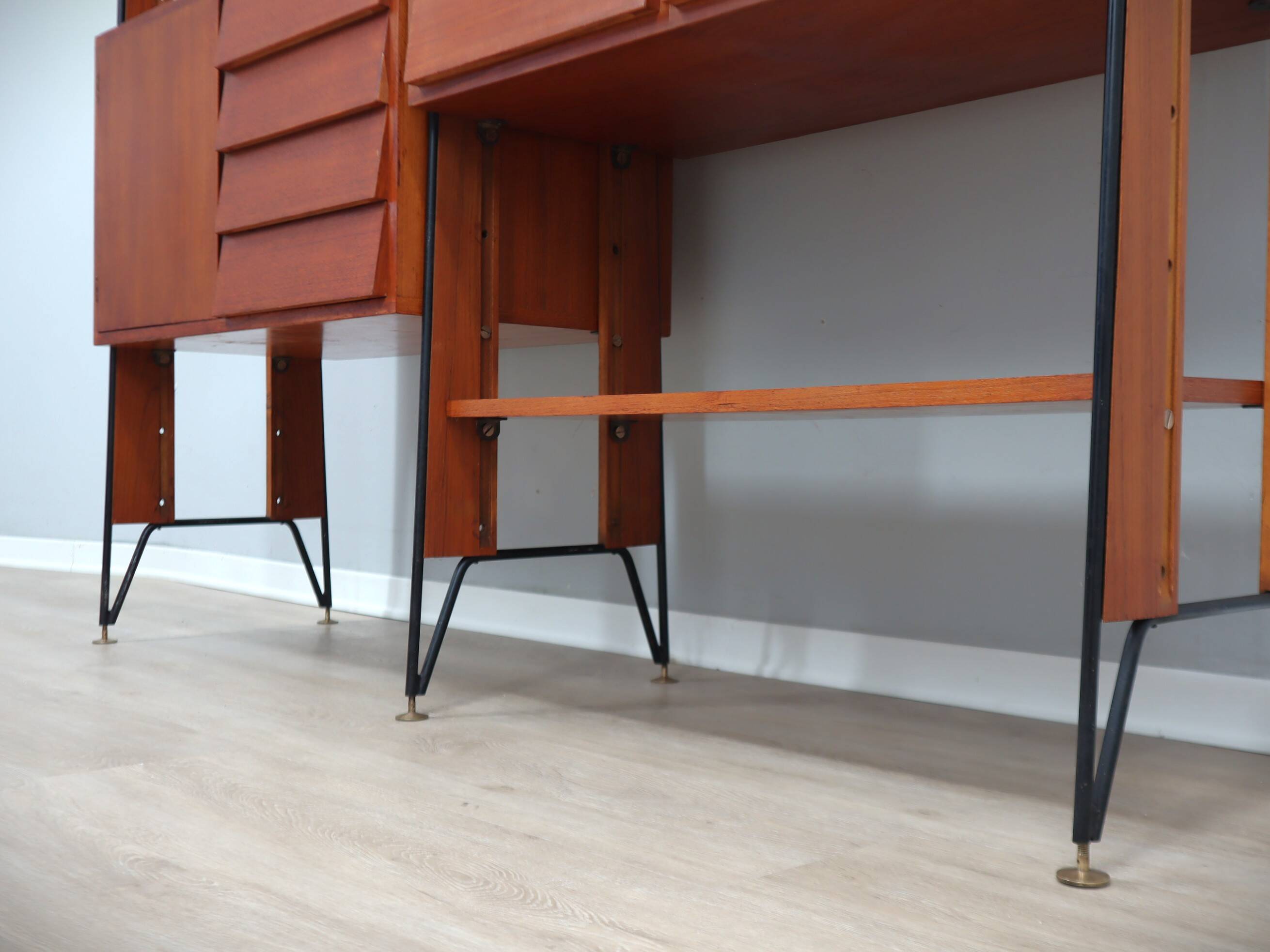 Mid century modular teak bookcase with bar unit, Italy 1950s