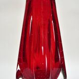 Vase vintage 70's Rouge Ruby-Designer Geoffrey Baxter pour Whitefriars
