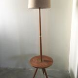 Tripod tablet lamppost