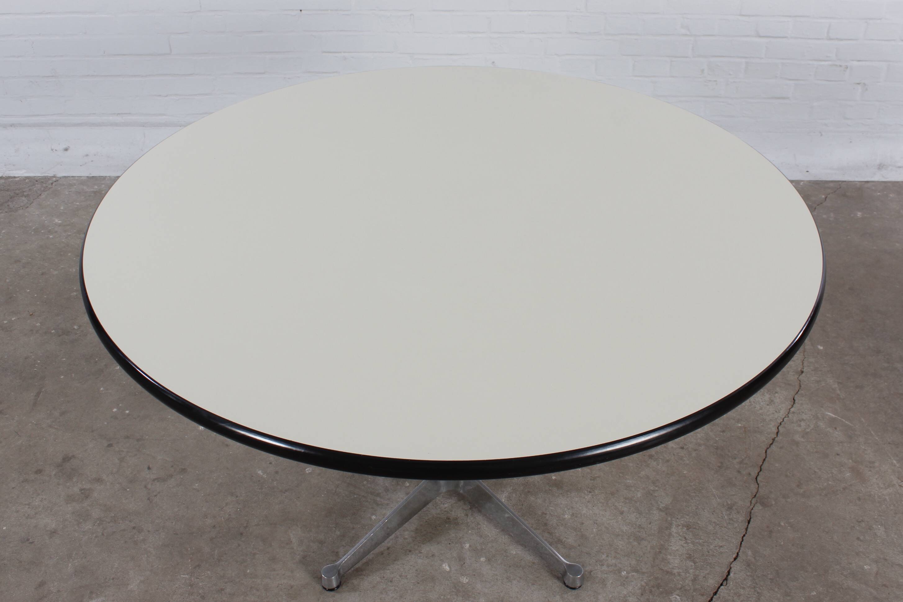 Eames dining table contract table Herman Miller Vitra