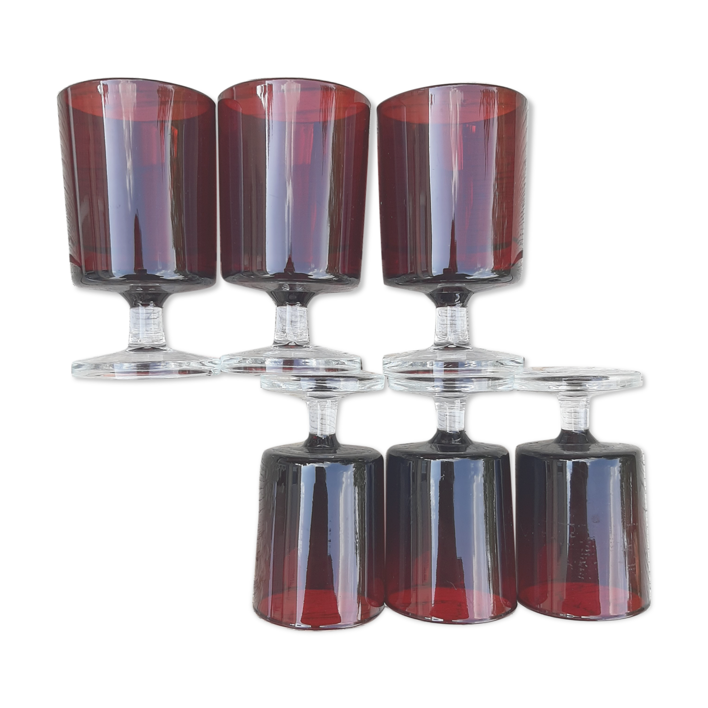 Set of 6 burgundy luminarc glasses