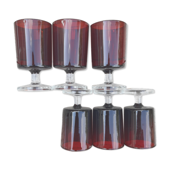 Set of 6 burgundy luminarc glasses