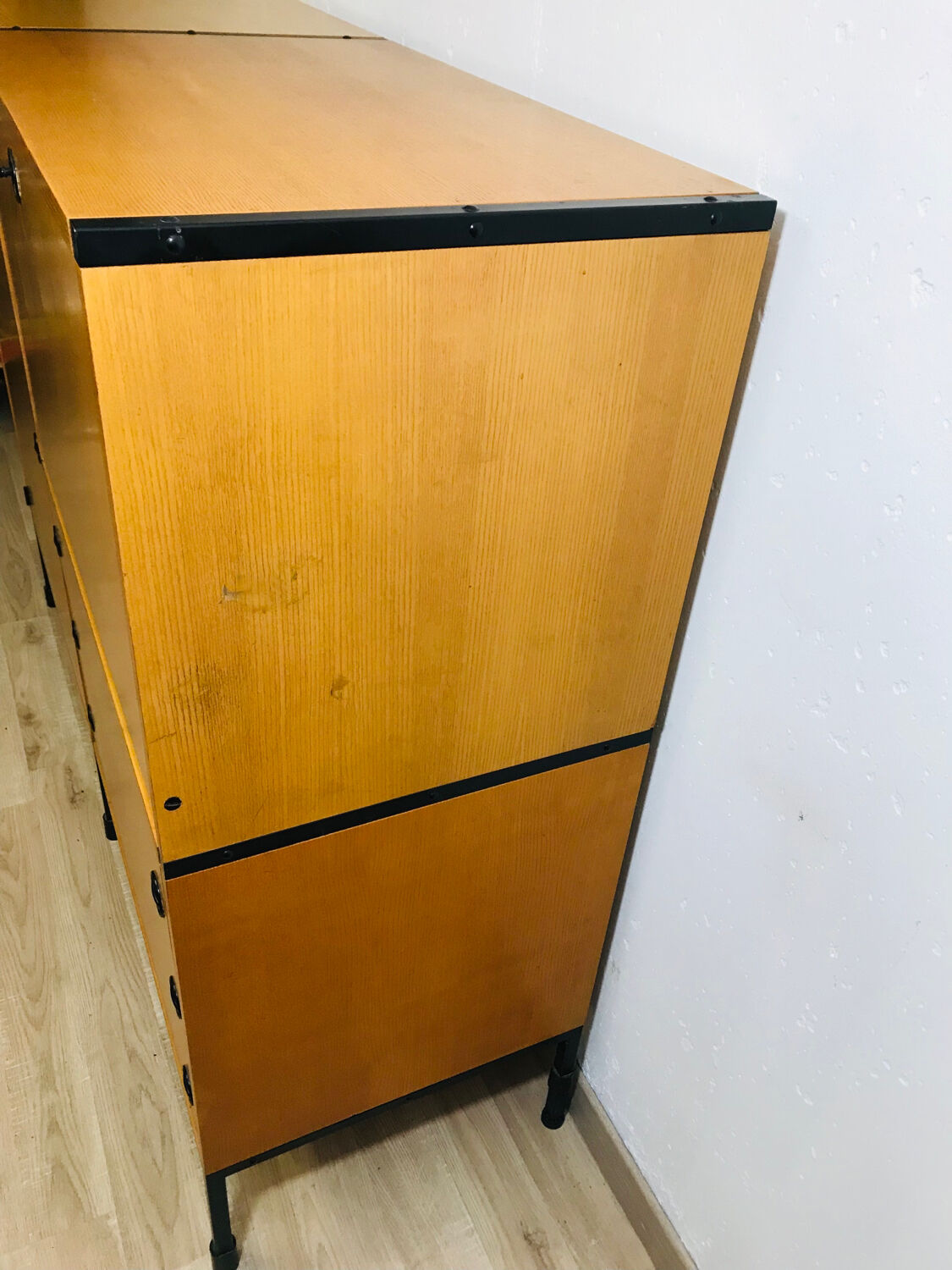 Office secretary A.R.P. Minvielle edition