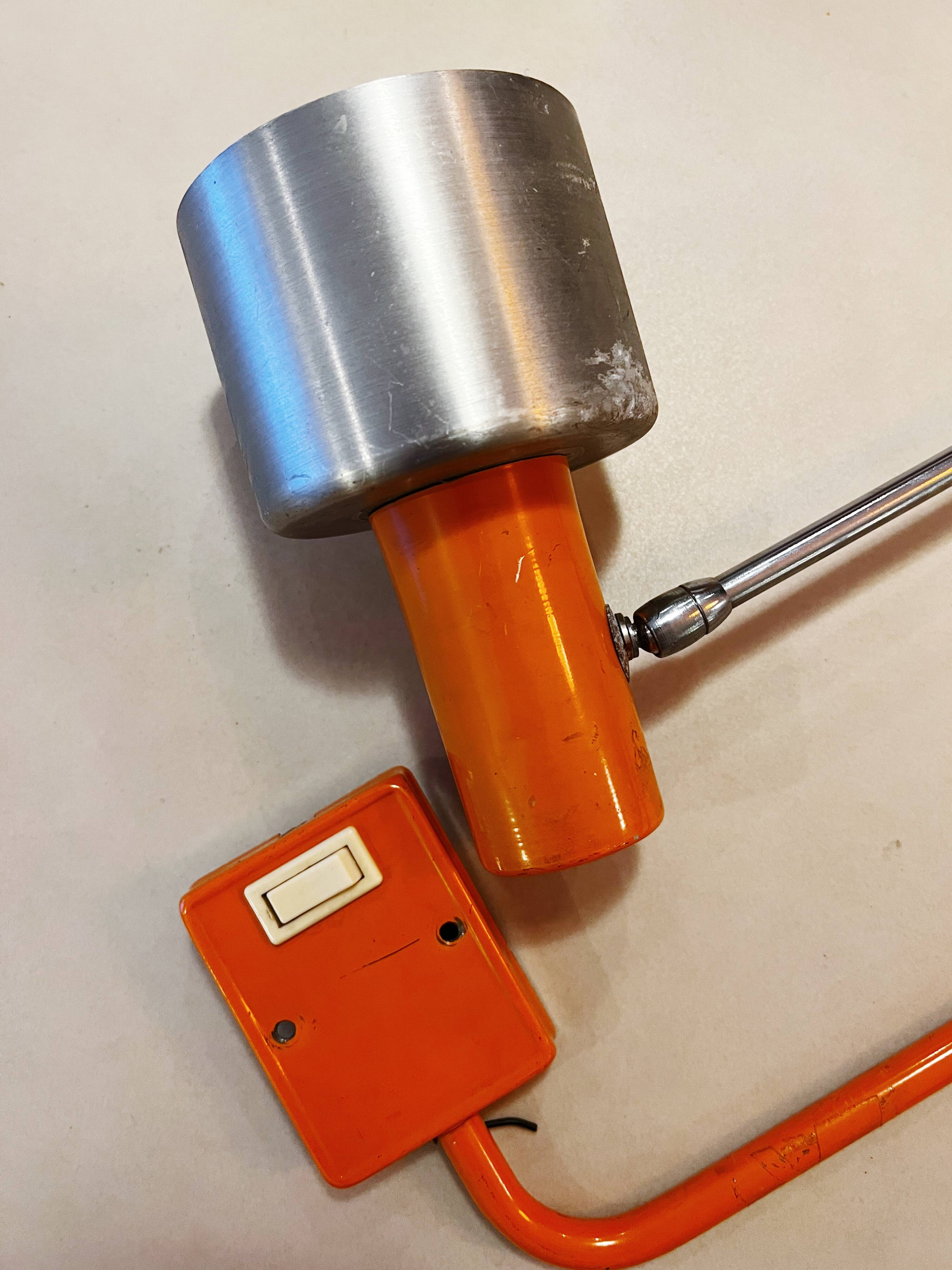 Articulated wall light 70