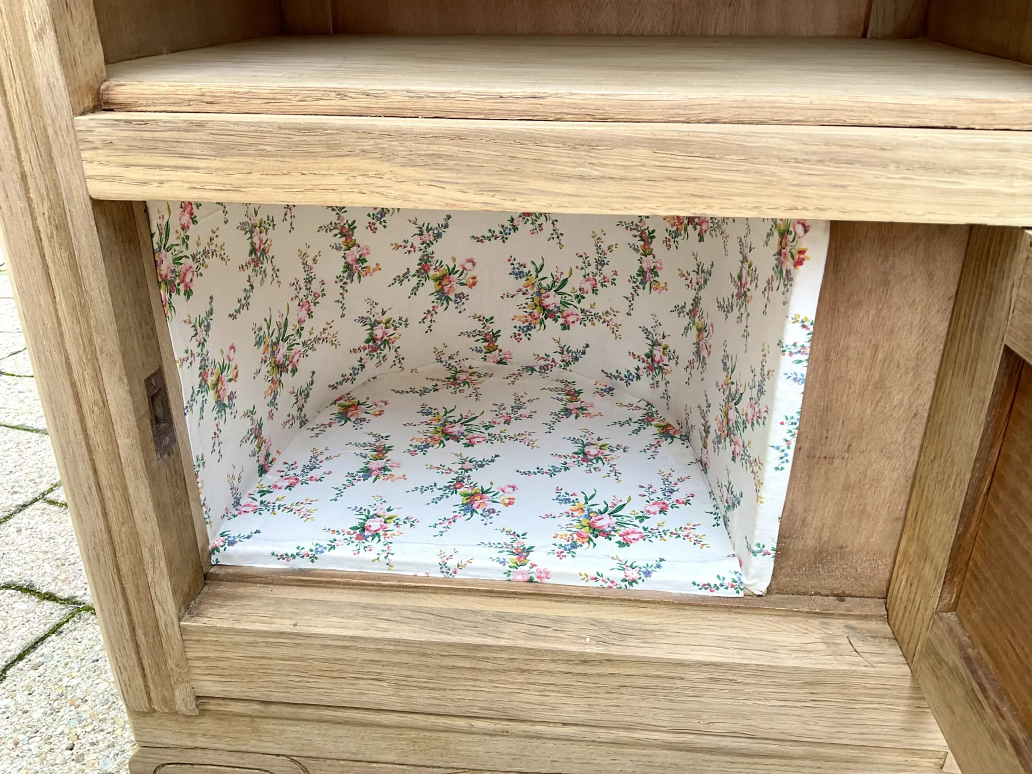 Art Deco bedside table