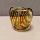 Beautiful mouth-blown vase in beautiful colours.
