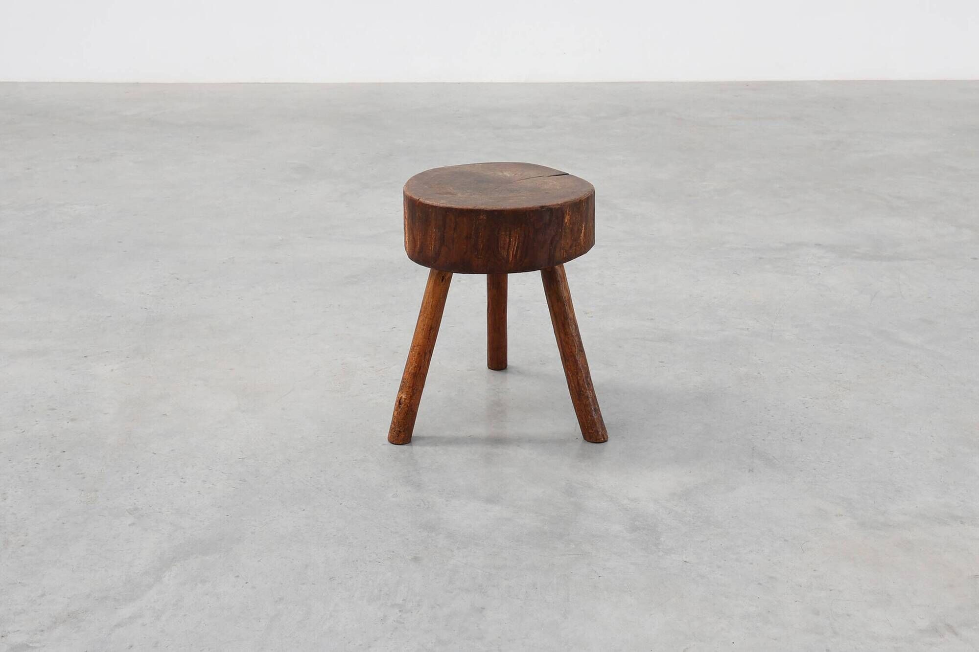 Rustic Oak Tripod Stool with Chunky Round Wooden Seat, France, circa 1920