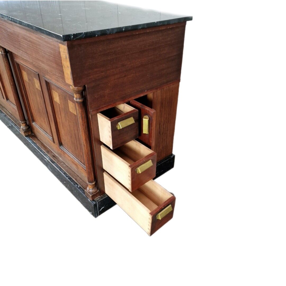 Grand comptoir de pharmacie Art Déco en acajou et marbre, 1909