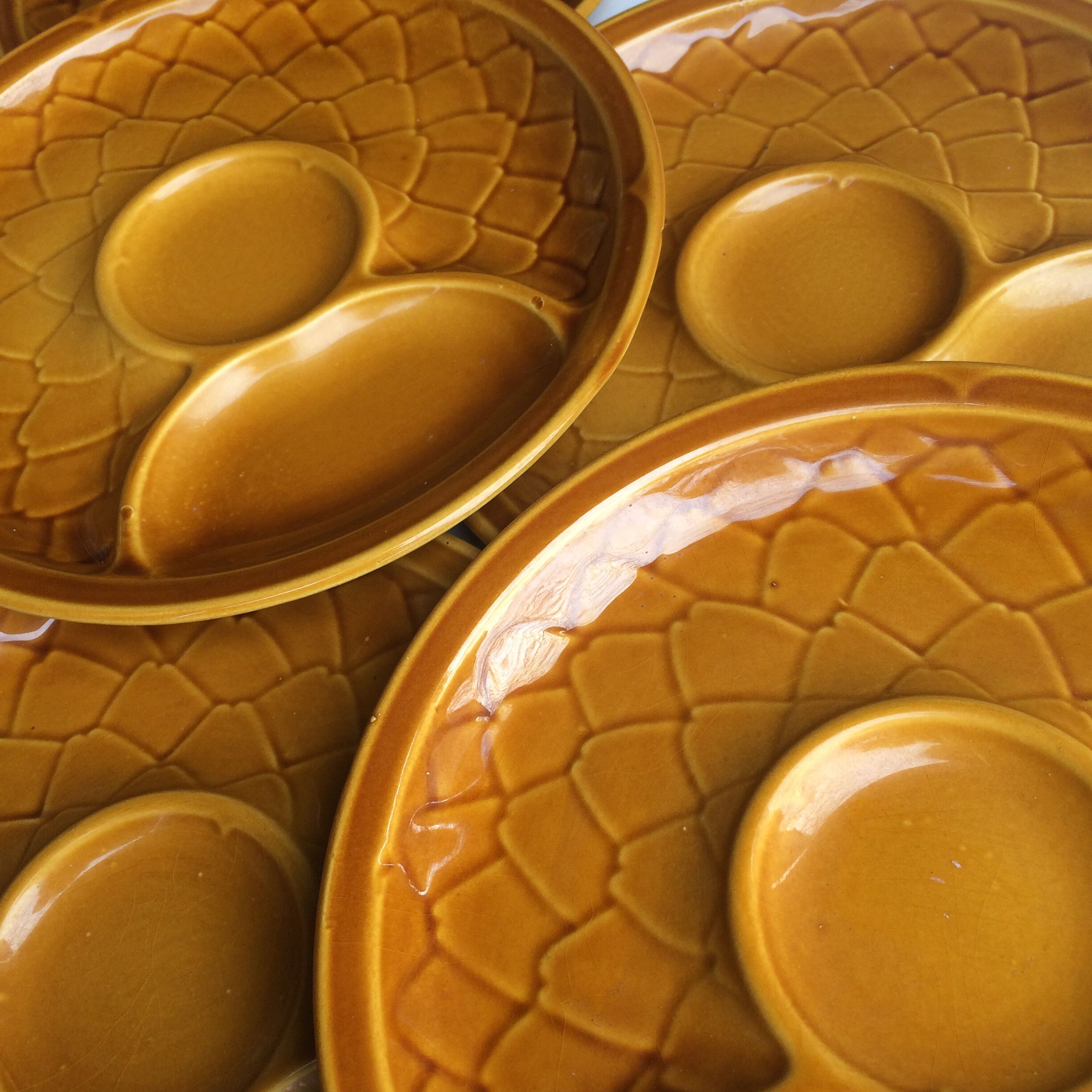 8 ceramic artichoke plates