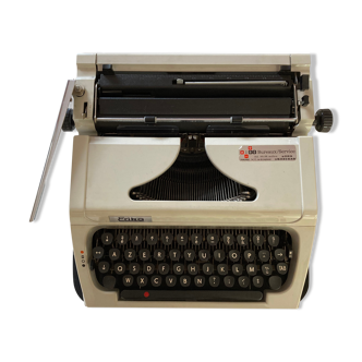 Vintage typewriter Erika model 158