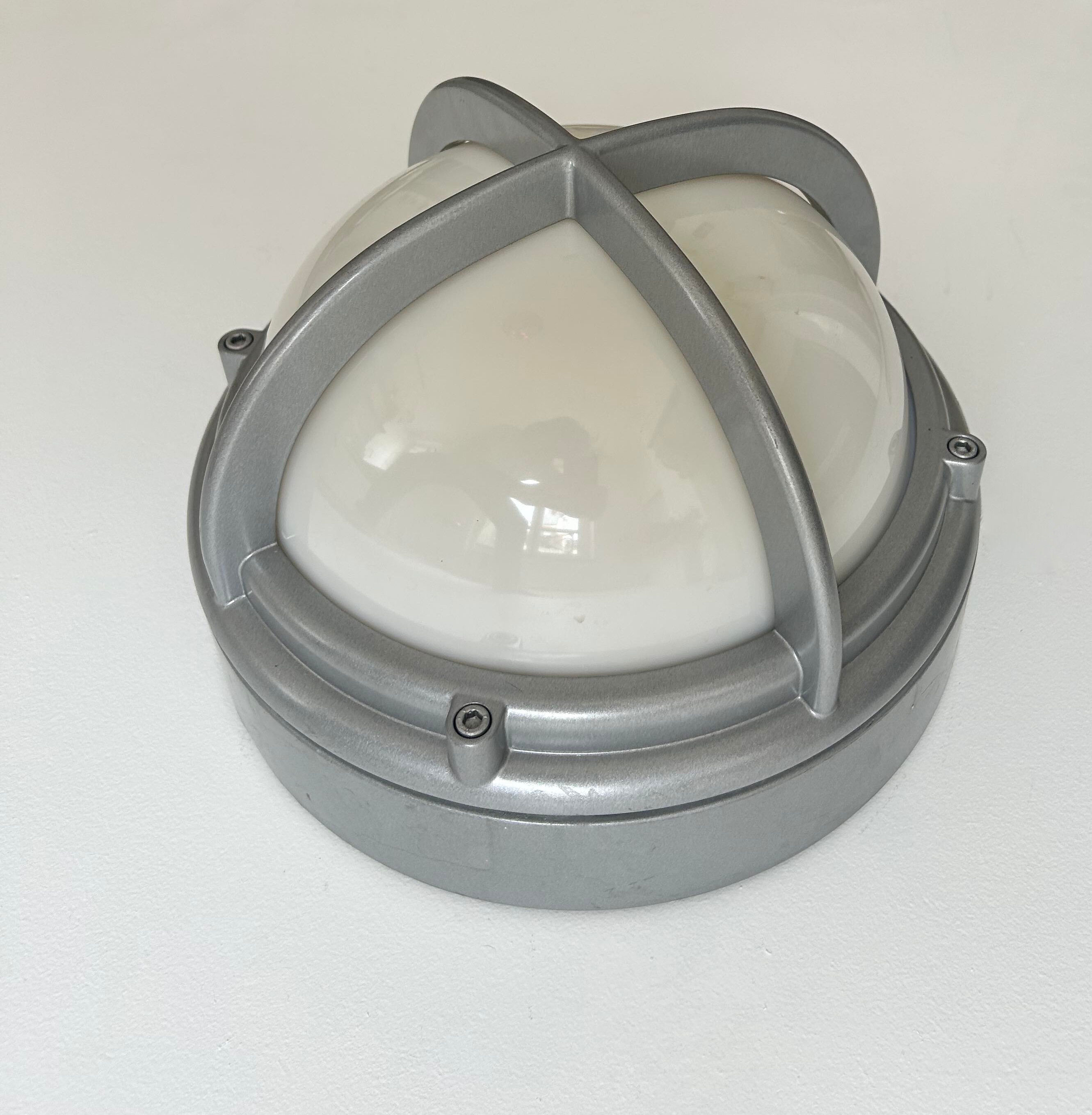 Vintage wall lamp SKOT maxi, alumunium, Louis Poulsen.