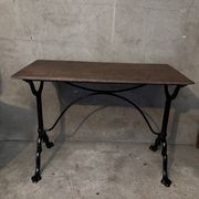 Authentique table de bistrot