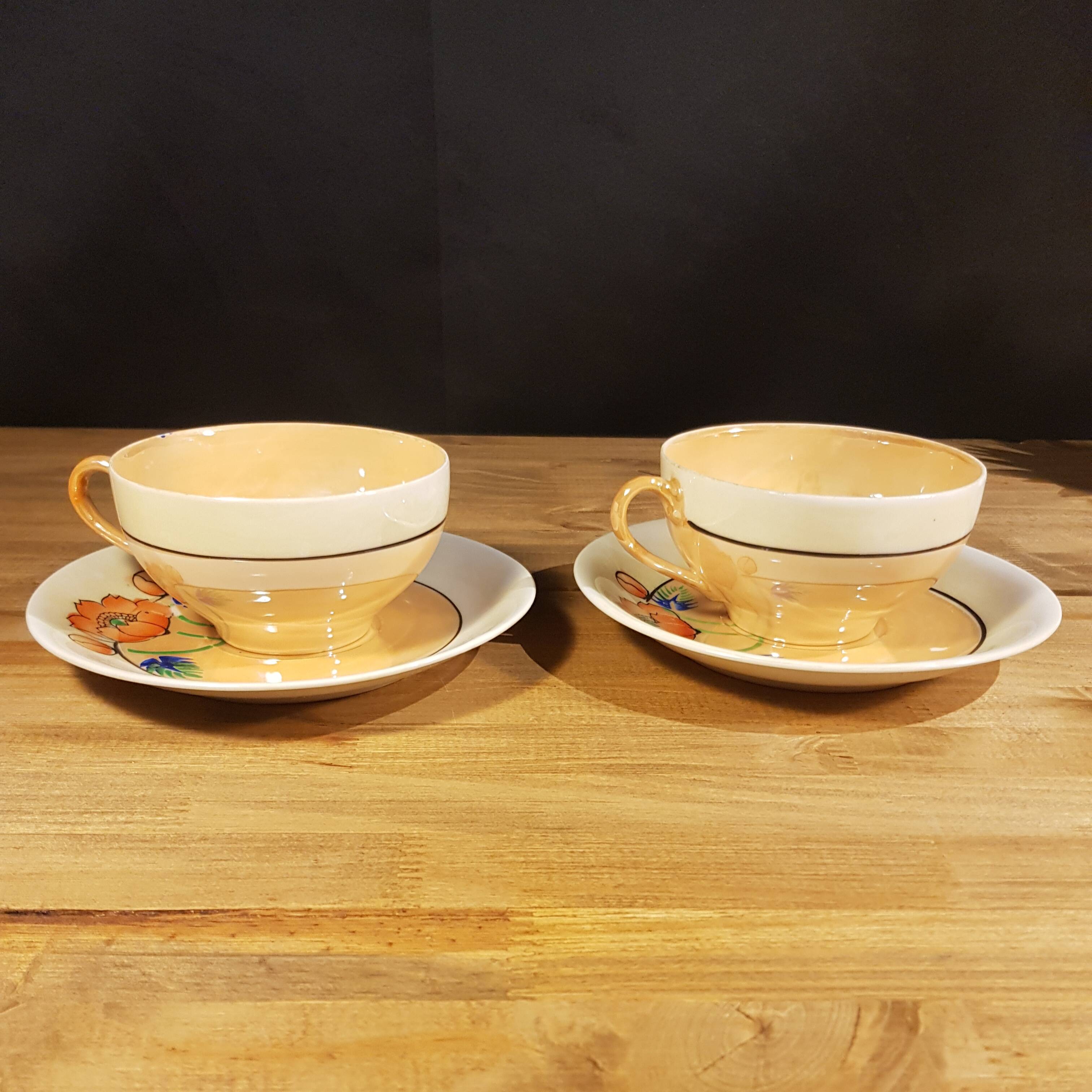 Duo of Japanese tea cups