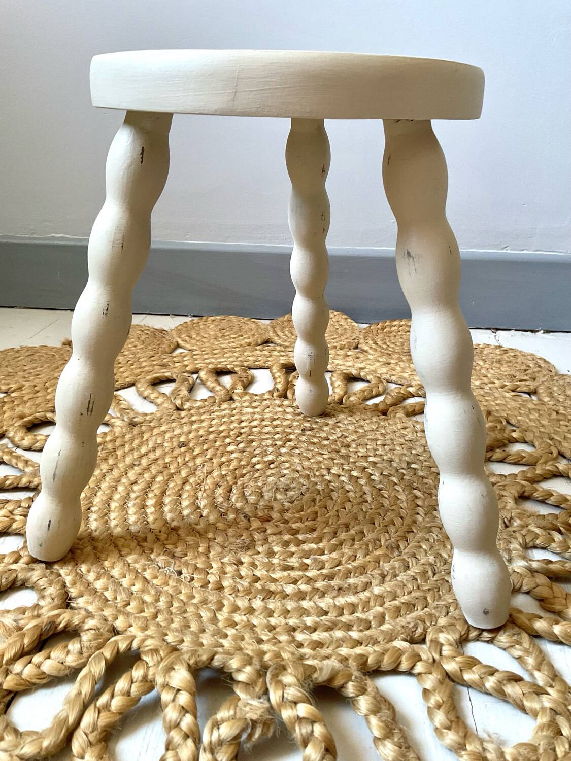Tabouret tripode vintage