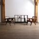 Chaises longues Pierre Jeanneret PJ-SI-29-A en teck et en rotin, années 1950.