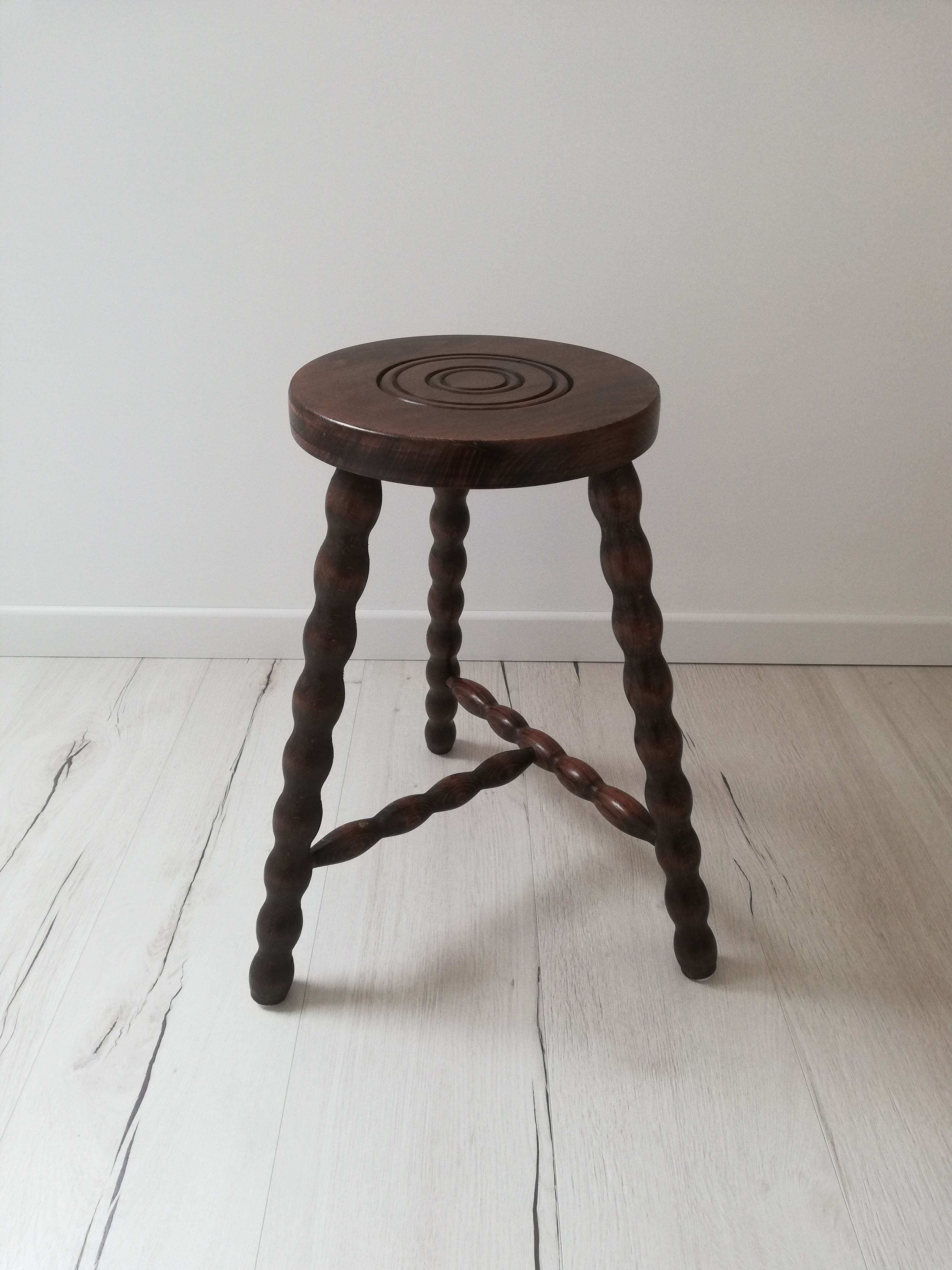 Vintage tripod stool