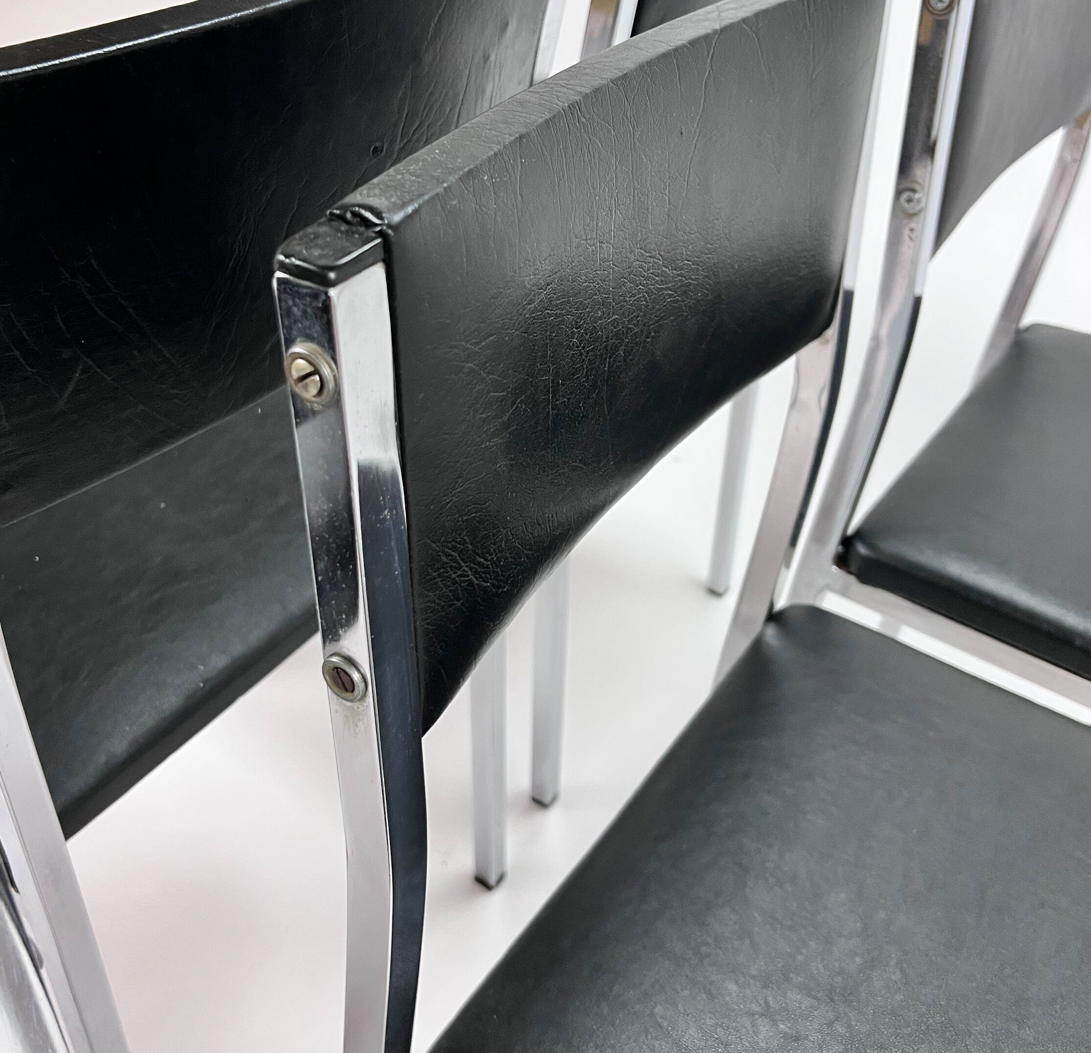 Set of 6 belgium chrome and skai dining chairs, 1960s