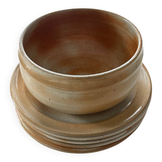 Plates and dish Stoneware from the Marsh