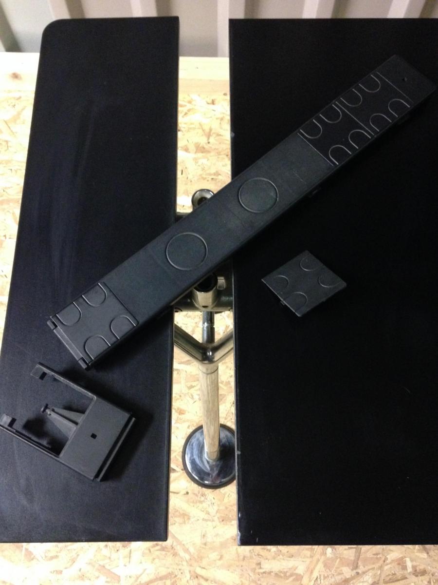 Side table Nomus Vintage by Norman Foster for Tecno