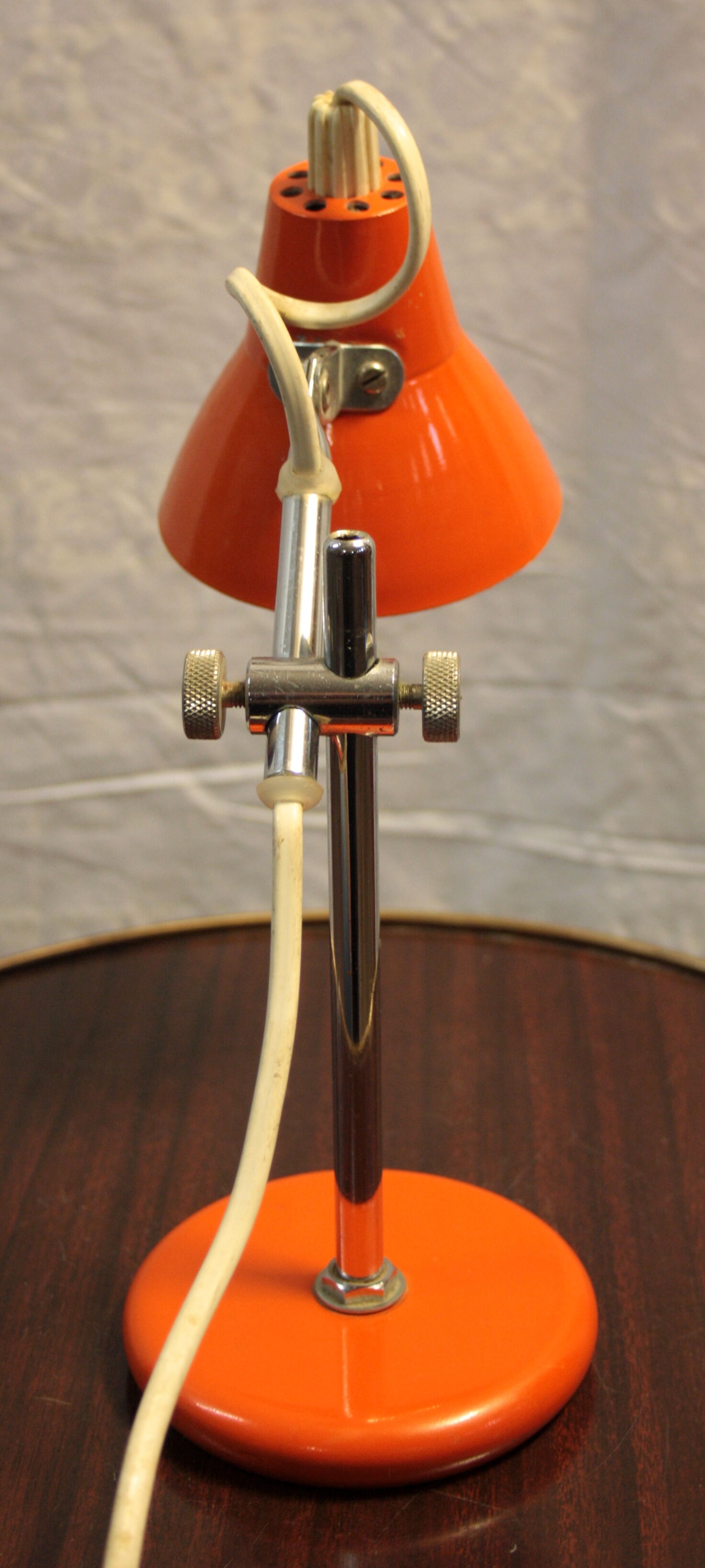 Articulated lamp vintage orange