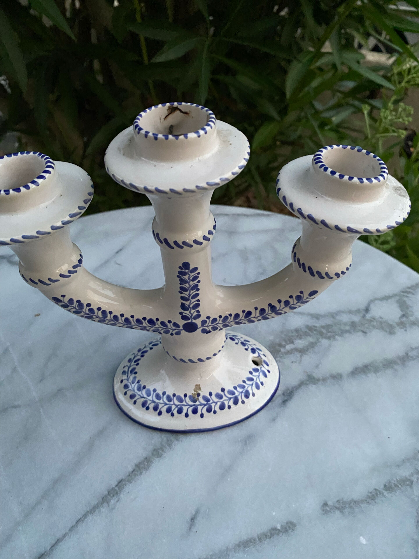 🕯️ 3-branch chandelier in handcrafted earthenware – Blue and white decor