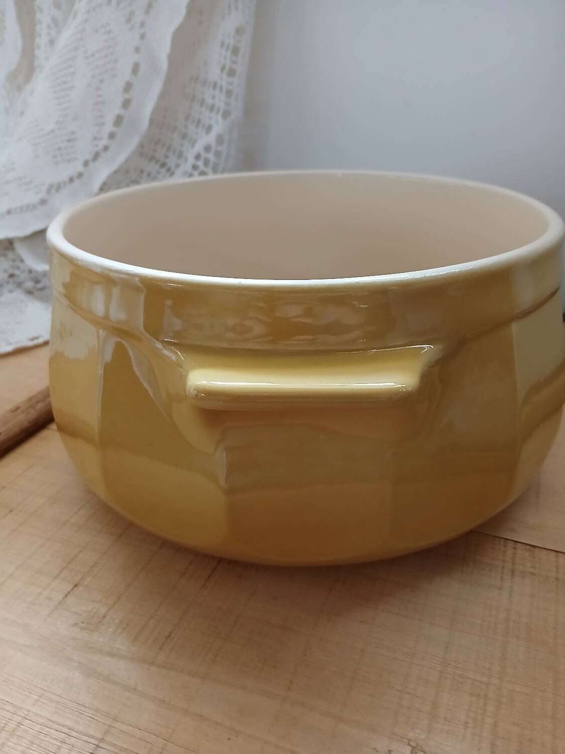 Émile Henry salad bowl
