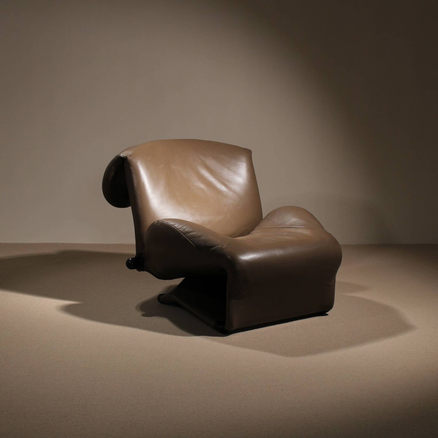 Lounge Chair ‚Wink‘ by Toshiyuki Kita for Cassina | Italy 1980