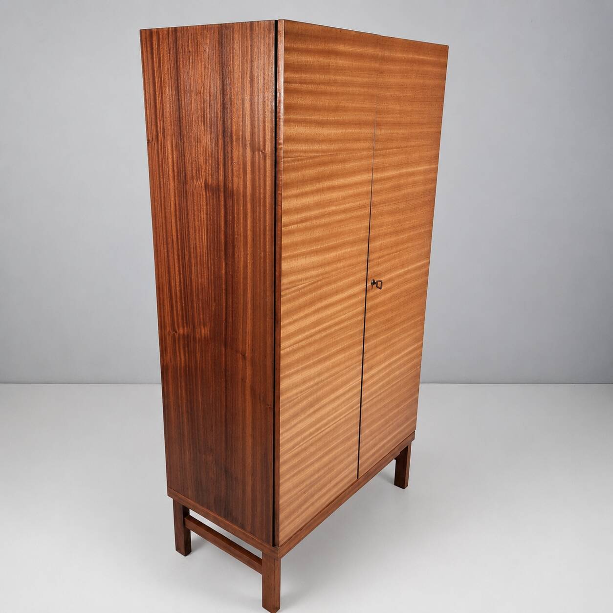 Vintage Wardrobe in Beech, 1970s