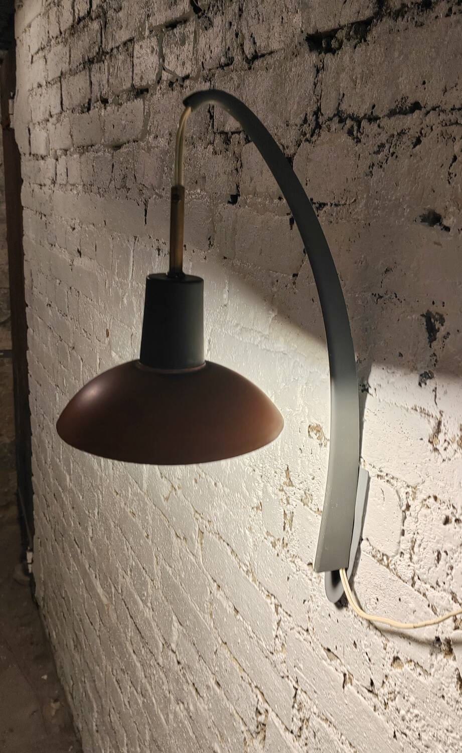Philips Louis Khalf wall light
