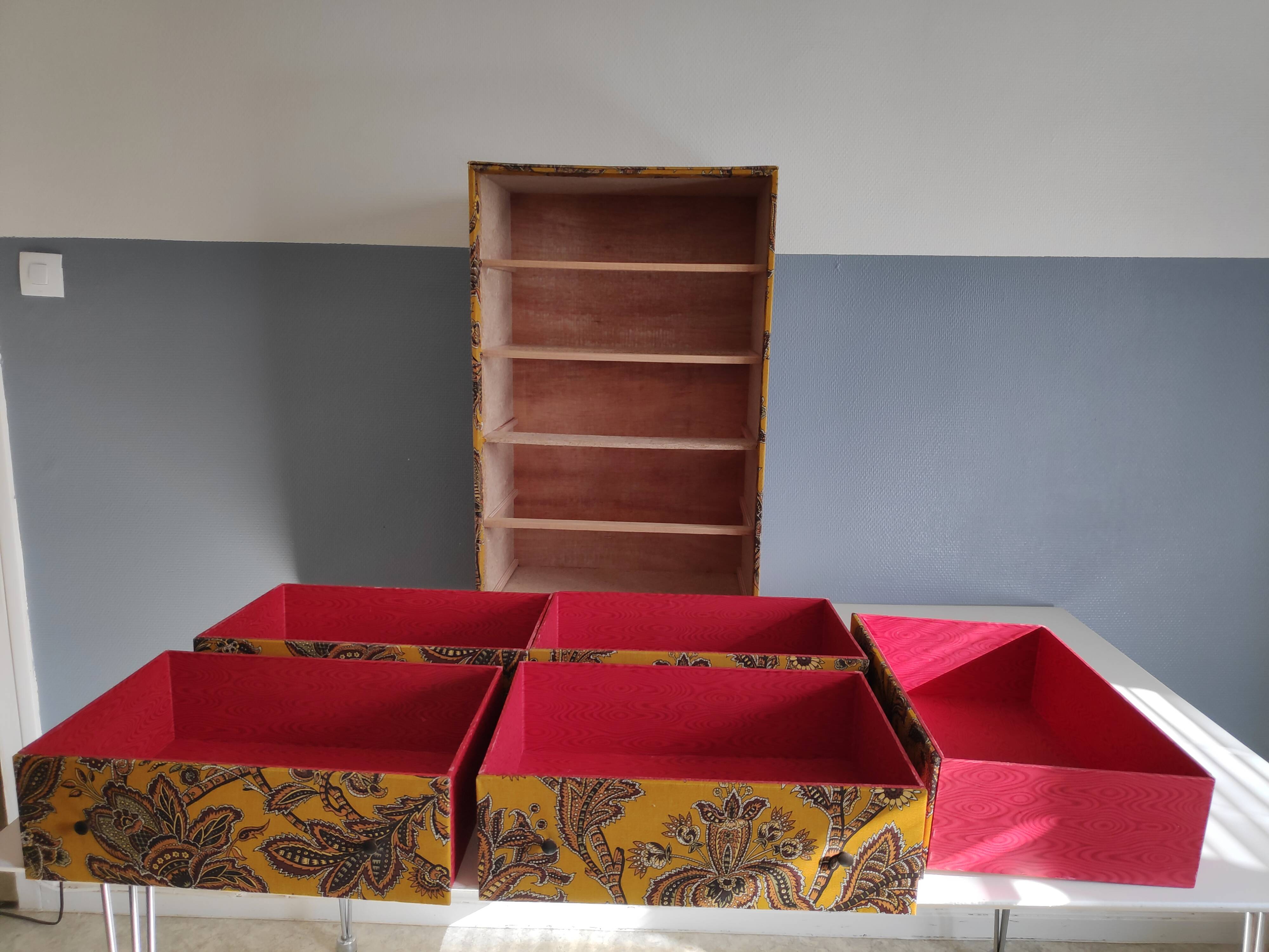 Meuble tissu vintage 5 tiroirs entièrement doublés tissu et papier