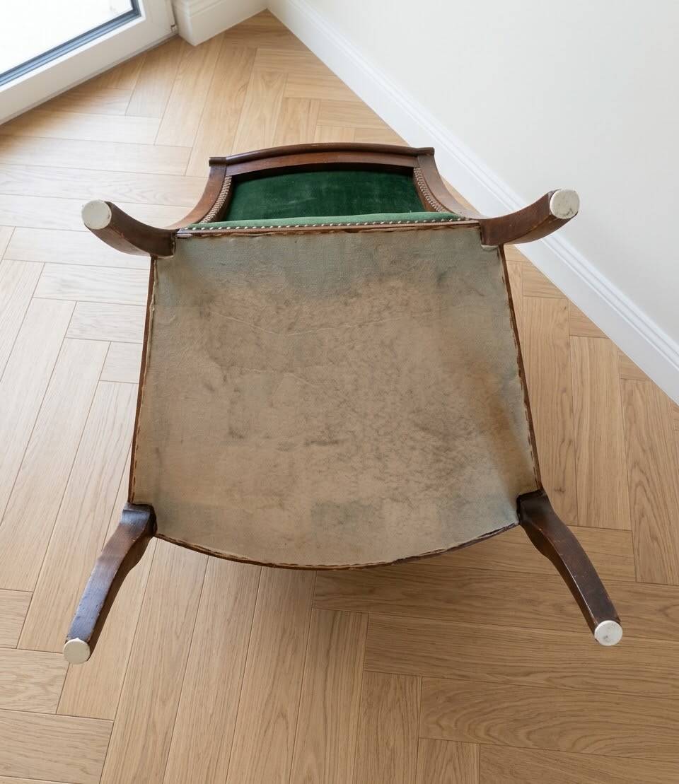 Pair of Empire armchairs in wood and green velvet