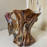 Kitsch Vase "Tree Trunk with Green Woodpecker" - Pink Iridescent Ceramic