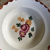 Series of 8 soup plates