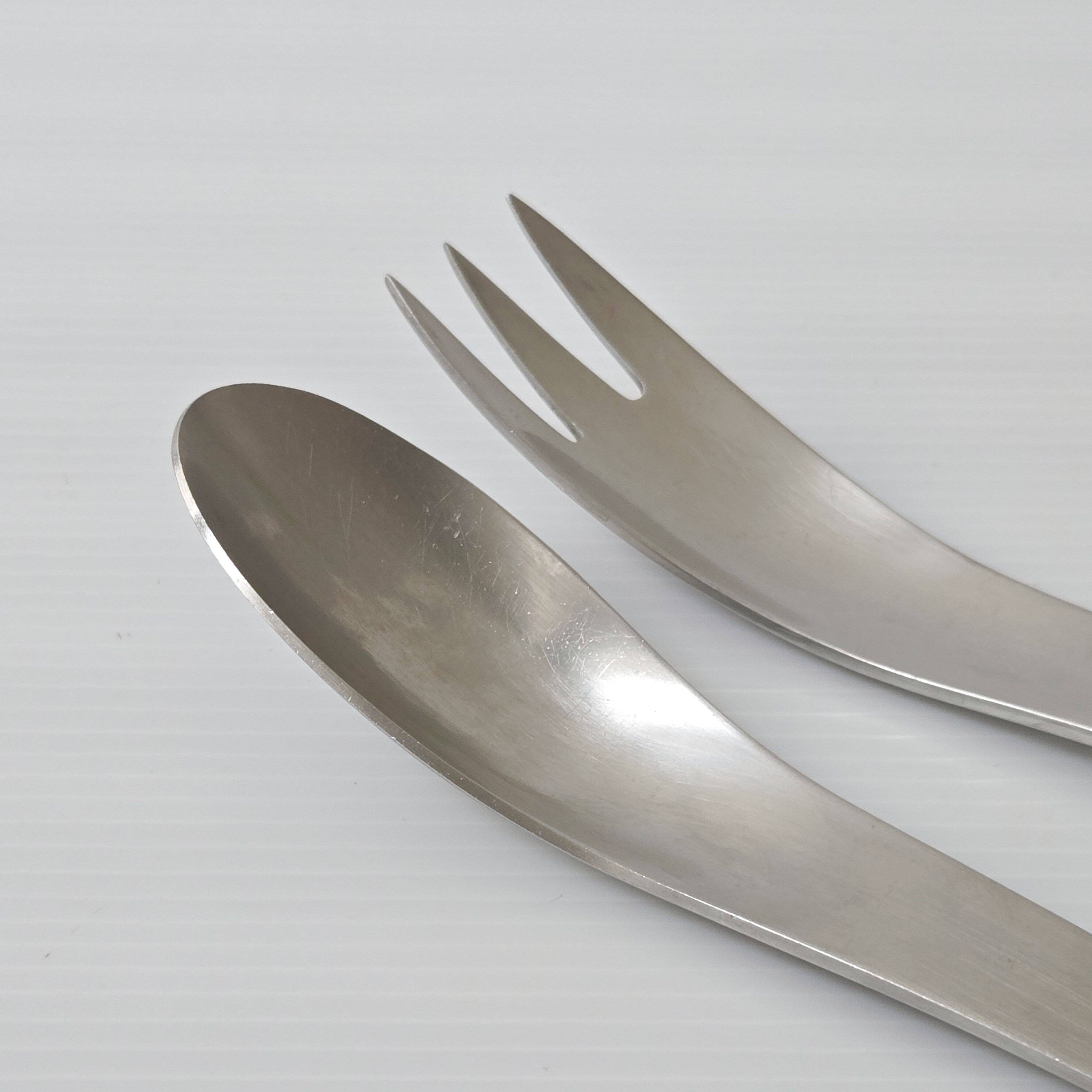 Arne Jacobsen salad servers for Georg Jensen 1970