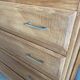 Commode pieds compas