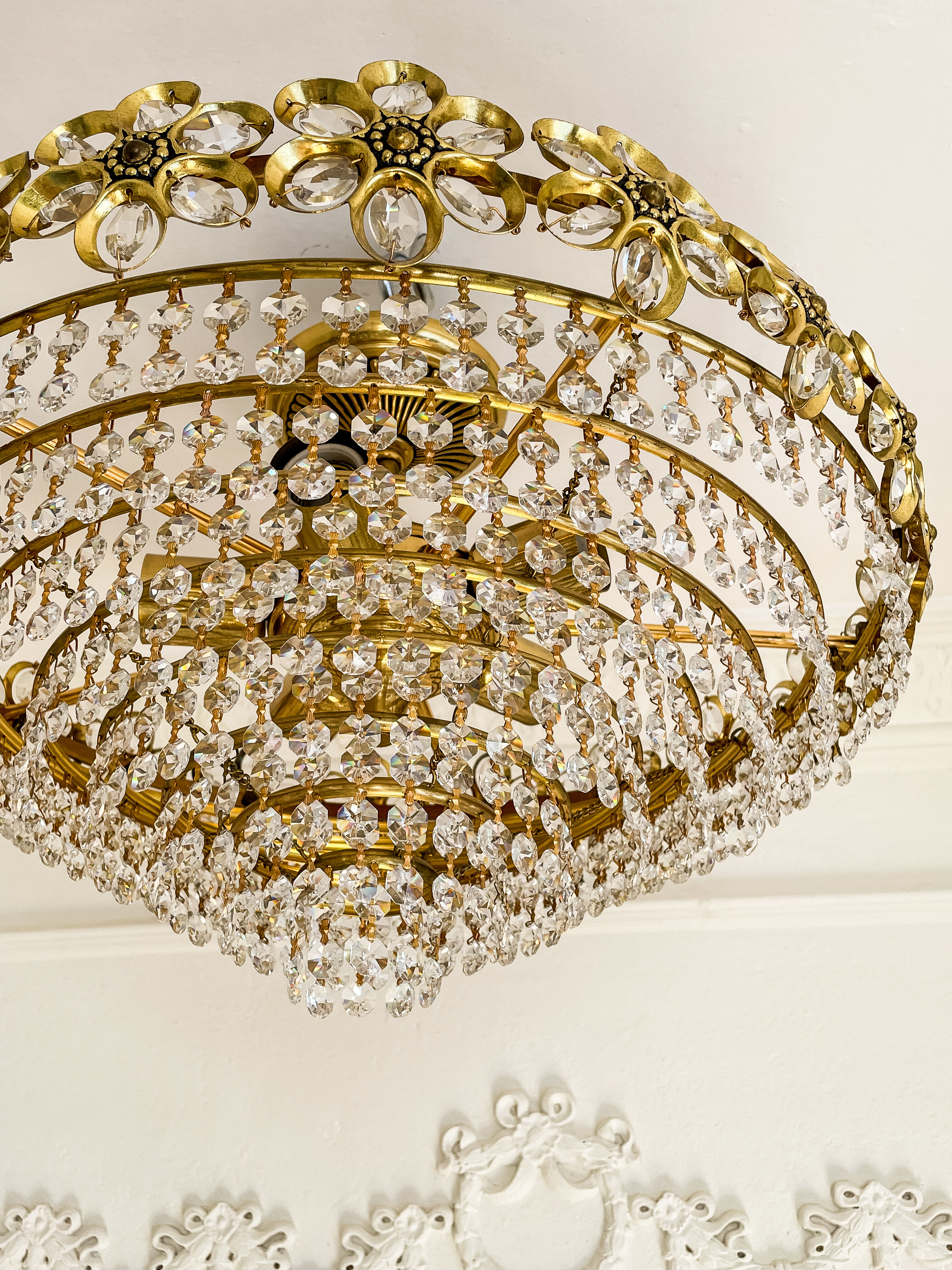 Crystal and solid brass ceiling chandelier, 5 lights, classic style.