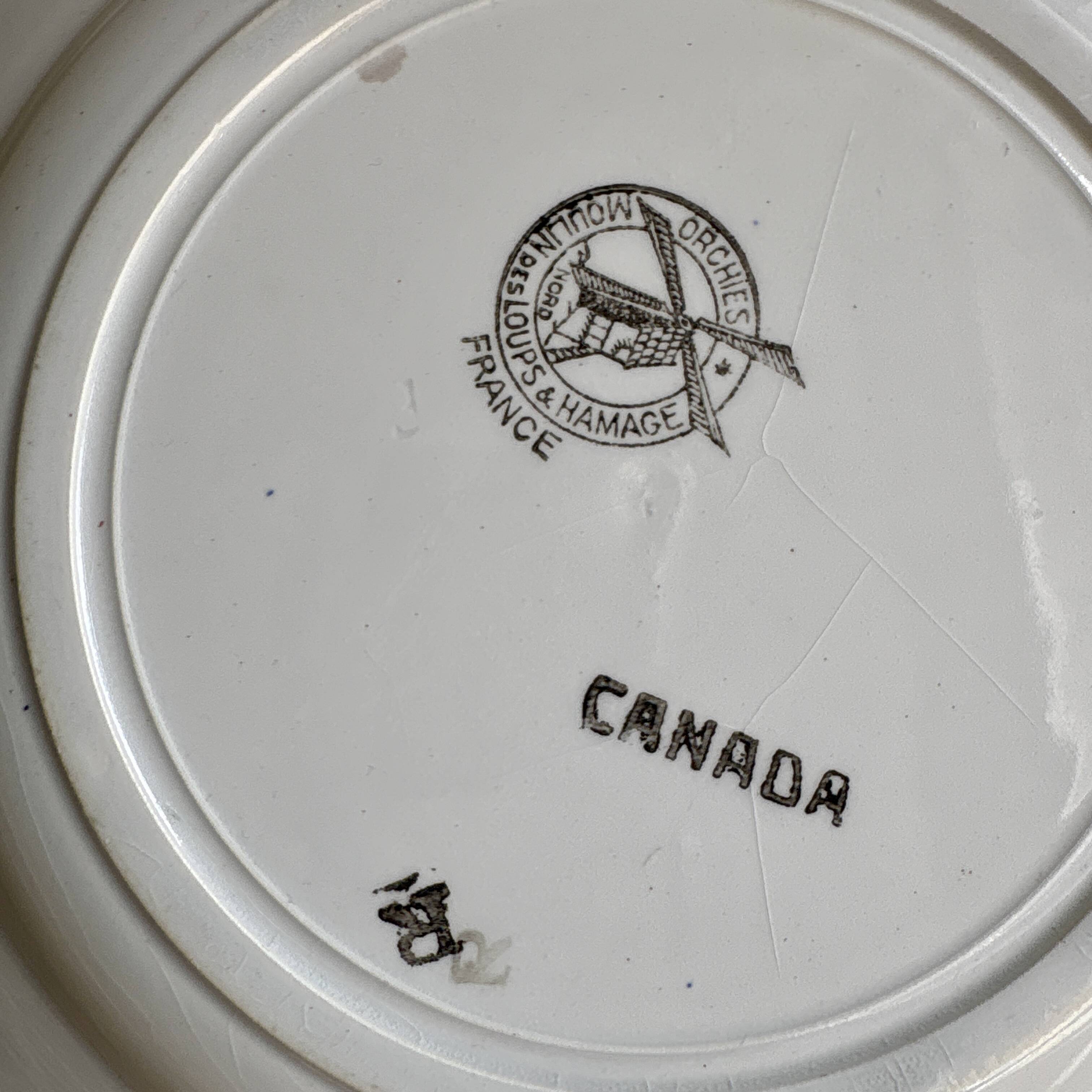 Set of 8 antique flat plates - Canada from Moulin des Loups