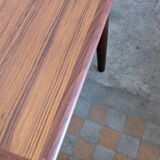 Scandinavian table with extensions