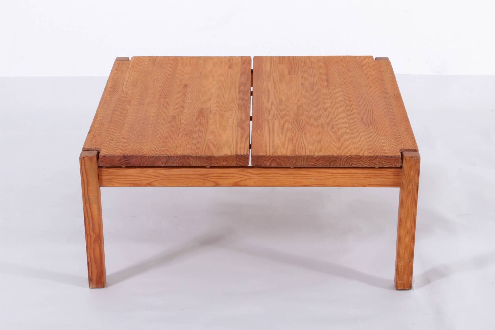 Design "Hongisto" Coffee Table by Ilmari Tapiovaara for Laukaan Puu, Finland, 1960