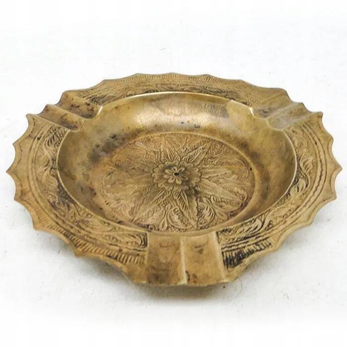 J4J Postmodernism - beautiful decorative ashtray