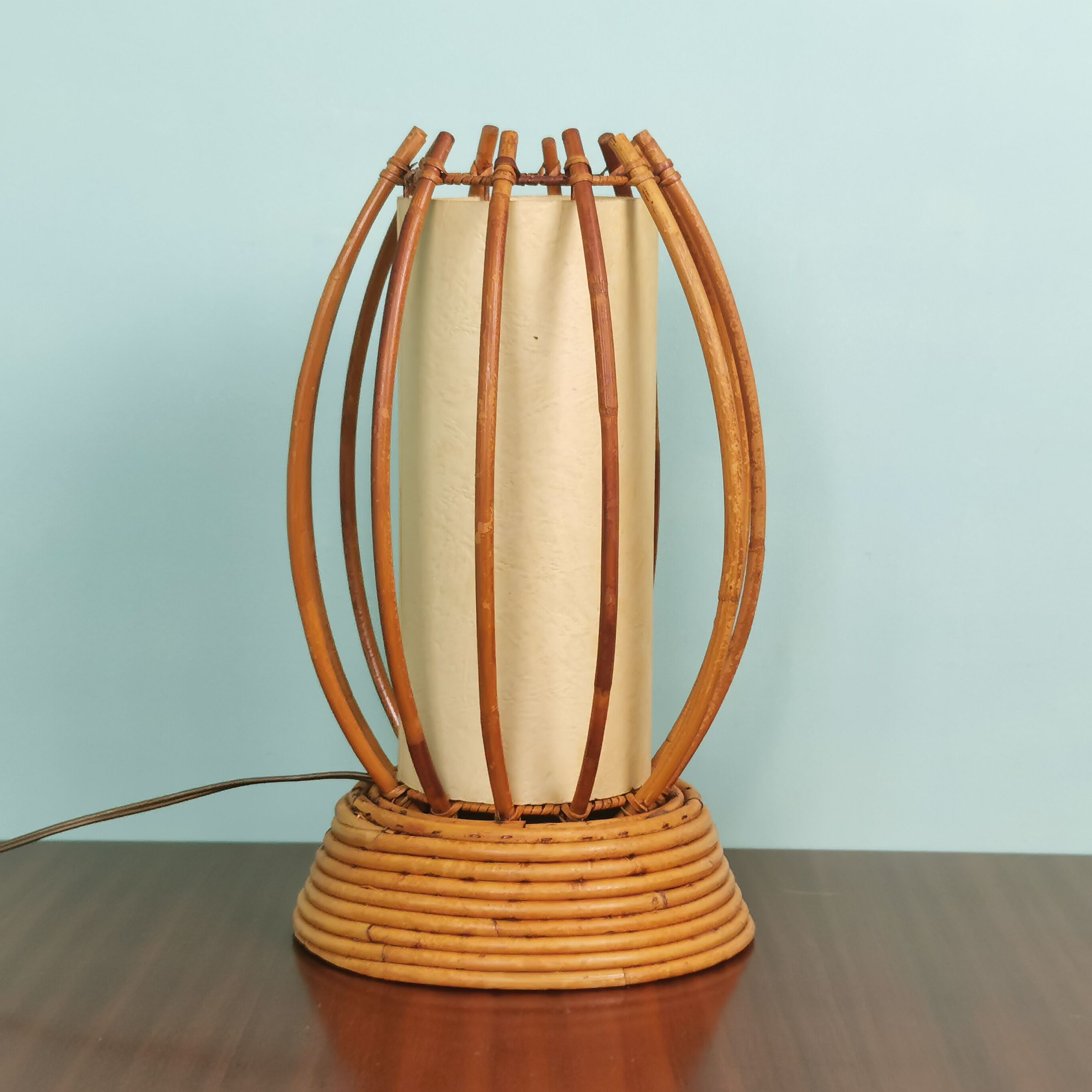 Lampe en rotin